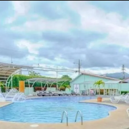 Enchanting 3 Bedroom 2 Bath Condo In The Heart Of Jaco Exterior photo