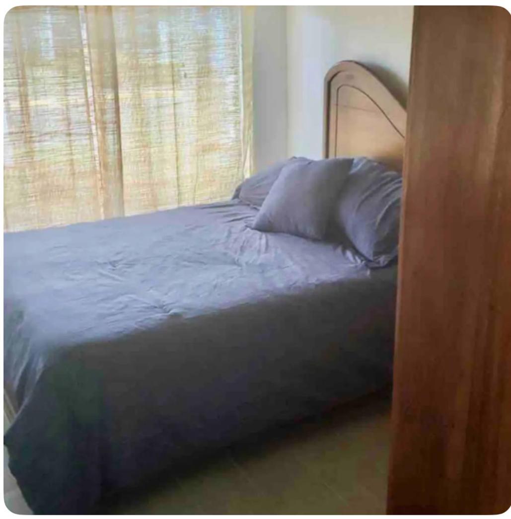 Enchanting 3 Bedroom 2 Bath In The Heart Of Apartment