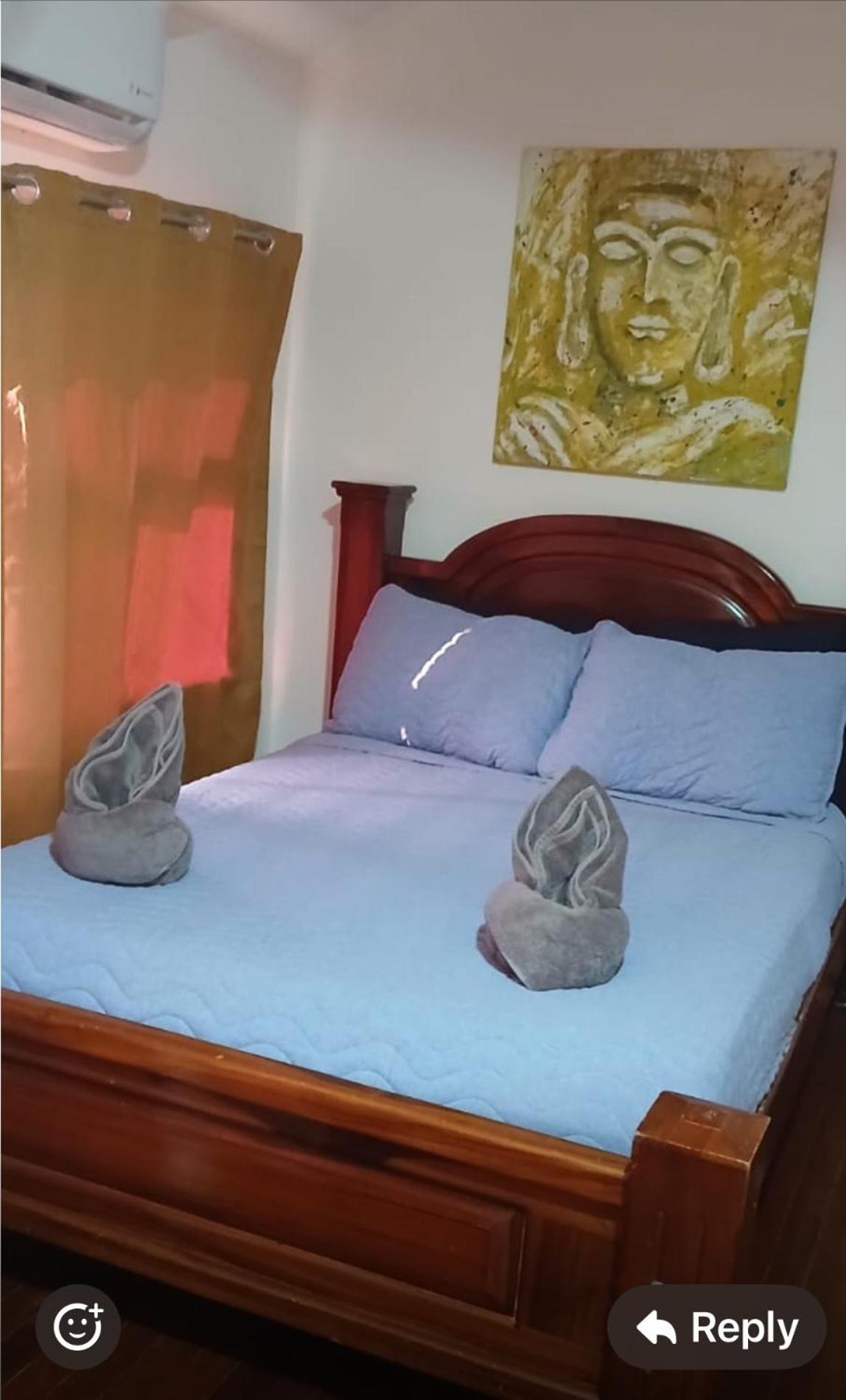 Apartment Enchanting 3 Bedroom 2 Bath In The Heart Of *